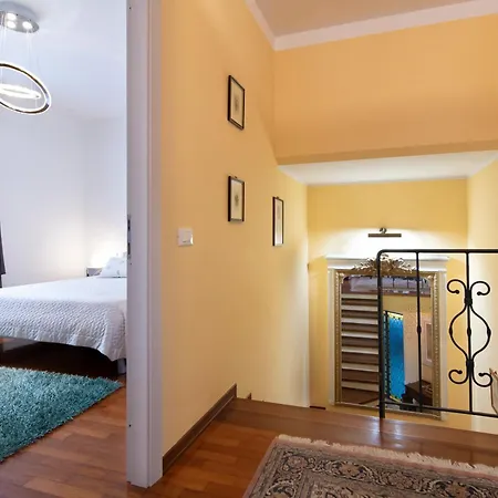 Casa Delle Lumiere. 6 Beds Between The Sea, Thermal Baths, And The Tuscan Countryside